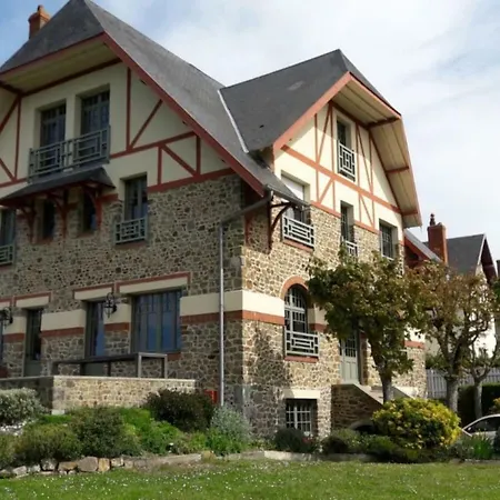 펜션 Les Roches Grises, Luxueuse Face Mer, 4etoiles, Et Jardin Panoramique, Societe La Clef Decamp 그랑빌