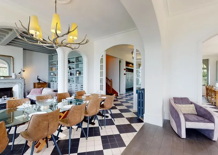 Les Roches Grises, Luxueuse Face Mer, 4étoiles, Et Jardin Panoramique, Société La Clef Decamp * Granville