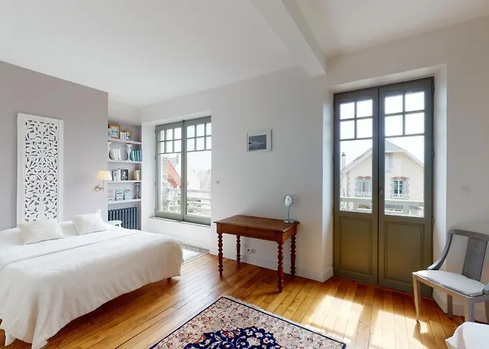 Les Roches Grises, Luxueuse Face Mer, 4étoiles, Et Jardin Panoramique, Société La Clef Decamp Casa vacanze Granville