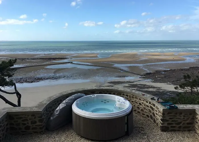 Les Roches Grises, Luxueuse Face Mer, 4étoiles, Et Jardin Panoramique, Société La Clef Decamp *