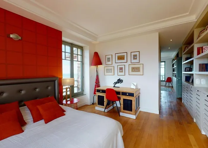 בית נופש Les Roches Grises, Luxueuse Face Mer, 4etoiles, Et Jardin Panoramique, Societe La Clef Decamp